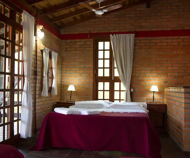 Pousada Além do Jardim Praia do Rosa Bed and breakfast